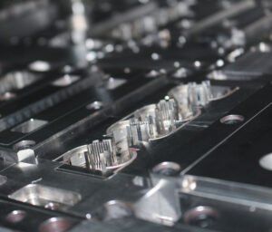 Leading customized stamping dies