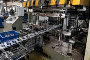 Multi-Station Progressive die Metal Forming